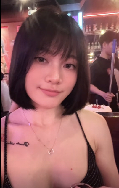 E1C25C1C-7C31-40DF-8682-EAC980EA1AC8.jpeg